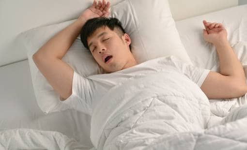 Does Alcohol Affect Your Sleep? 3 Image for article Does Alcohol Affect Your Sleep?